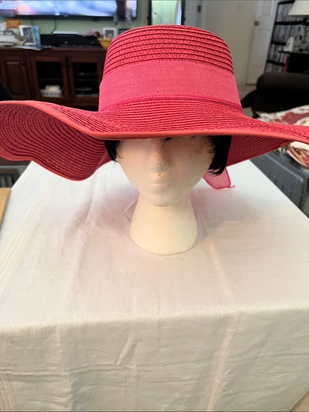 Beautiful Wide Brim Sun Hat – Deep Coral